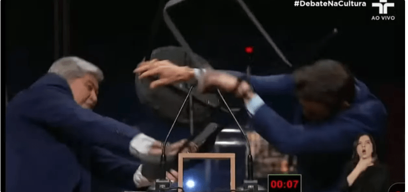 debate a prefeitura de sp acaba em agressão de datena a pablo marçal com cadeira